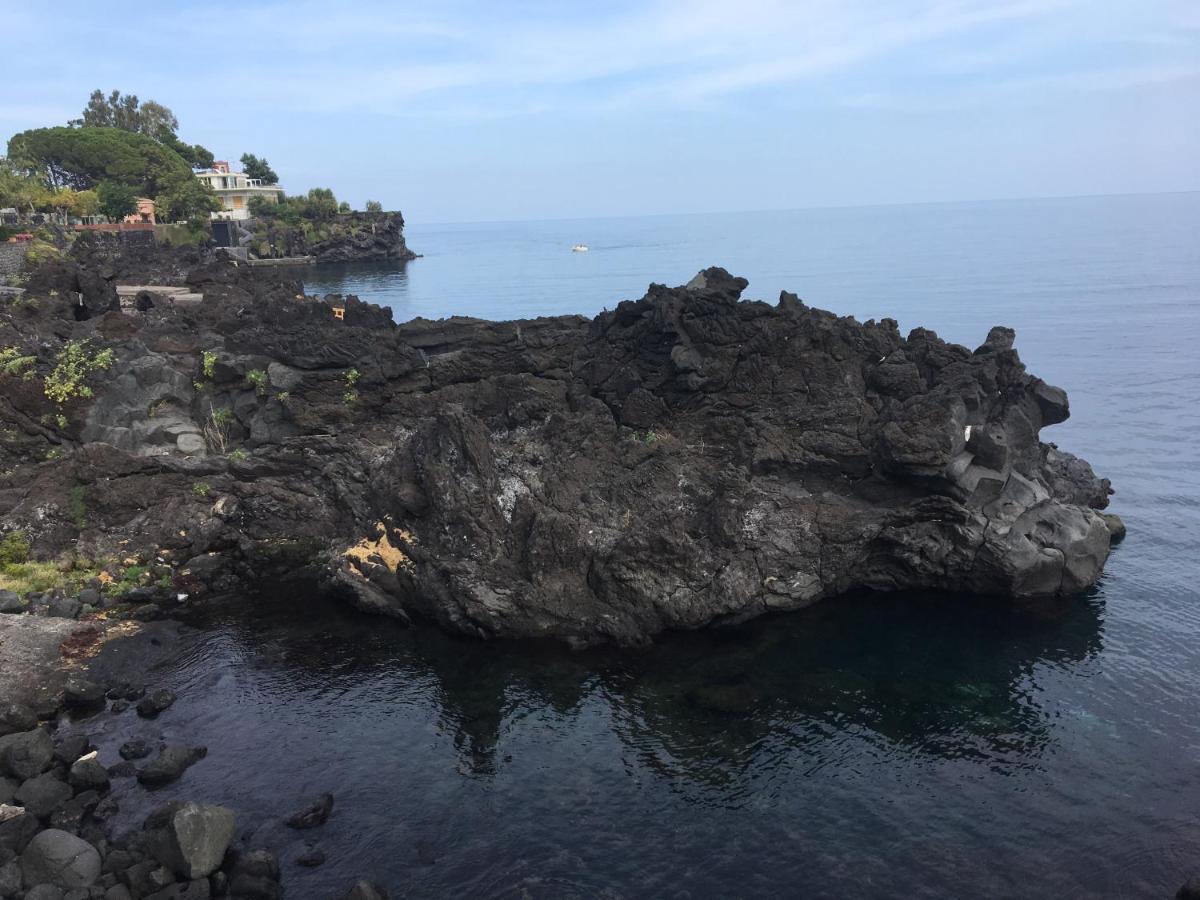 Made In Sicily Santa Tecla Bed & Breakfast Ачиреале Екстериор снимка
