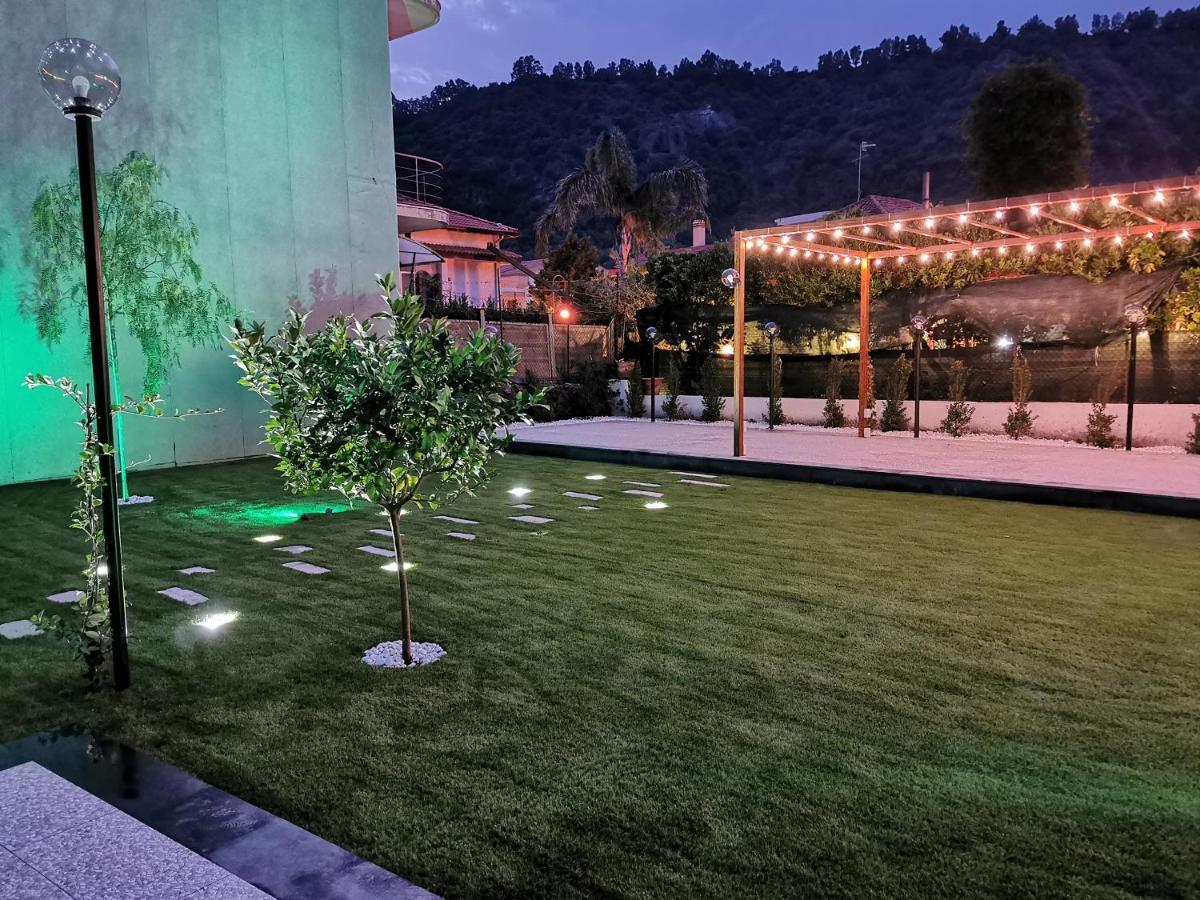 Made In Sicily Santa Tecla Bed & Breakfast Ачиреале Екстериор снимка