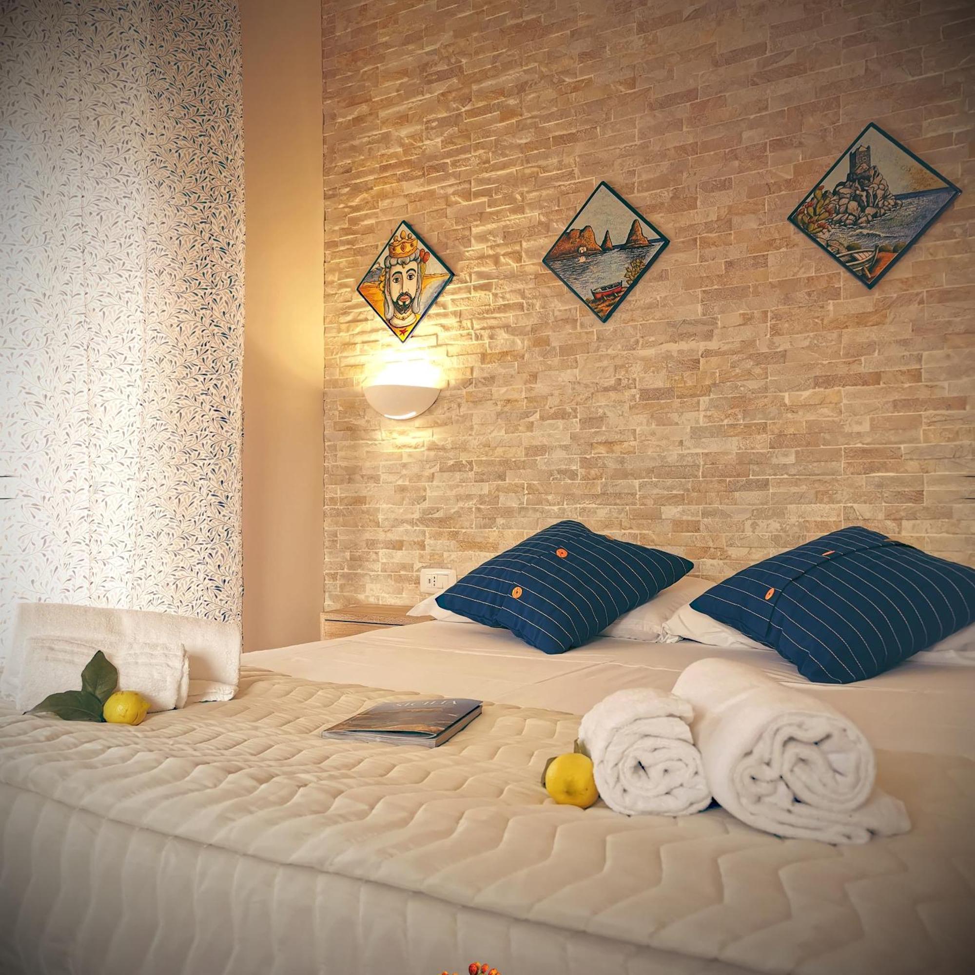 Made In Sicily Santa Tecla Bed & Breakfast Ачиреале Екстериор снимка