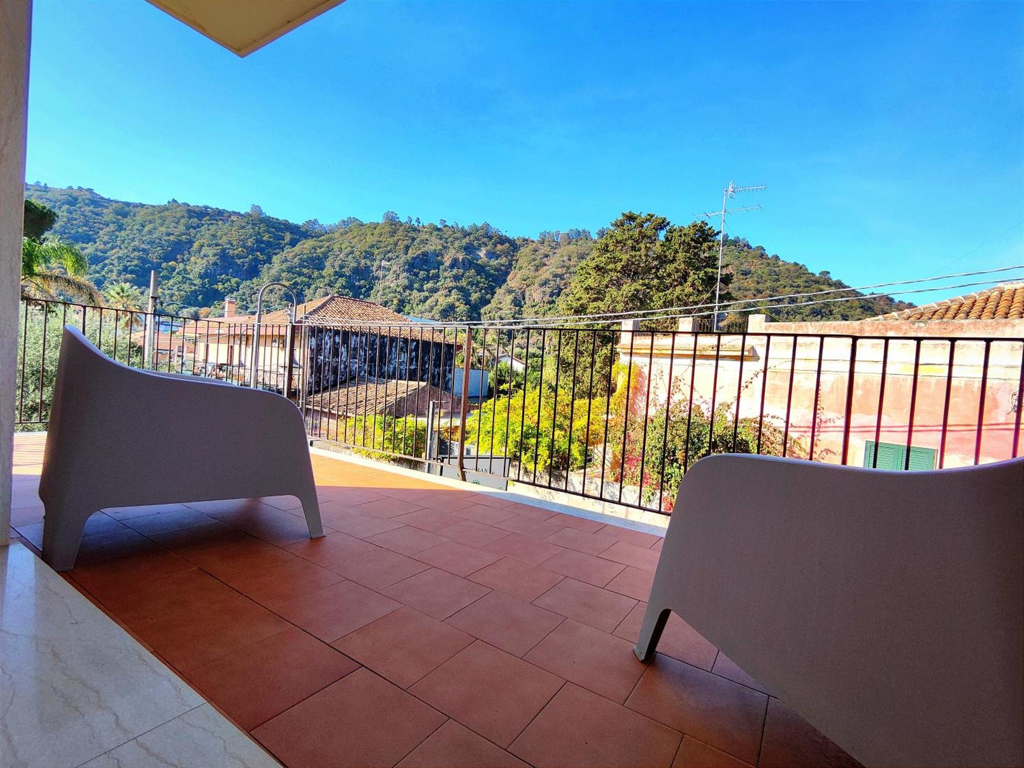 Made In Sicily Santa Tecla Bed & Breakfast Ачиреале Екстериор снимка